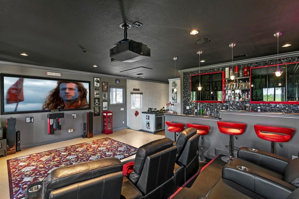 For Sale: $2,499,999 (4 beds, 3 baths, 4288 Square Feet)