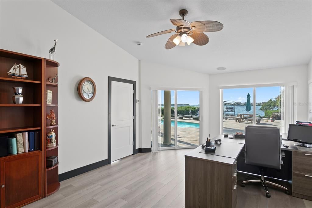 For Sale: $2,499,999 (4 beds, 3 baths, 4288 Square Feet)