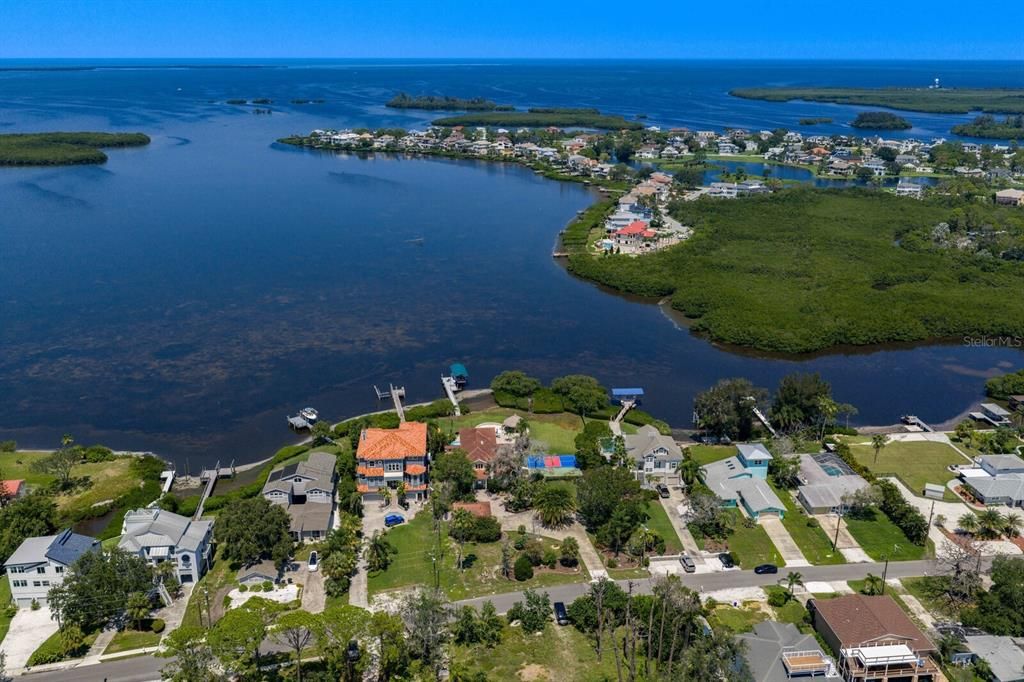 For Sale: $2,499,999 (4 beds, 3 baths, 4288 Square Feet)