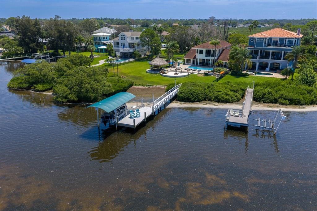 For Sale: $2,499,999 (4 beds, 3 baths, 4288 Square Feet)