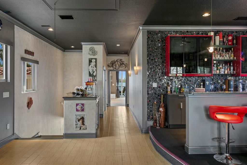 For Sale: $2,499,999 (4 beds, 3 baths, 4288 Square Feet)