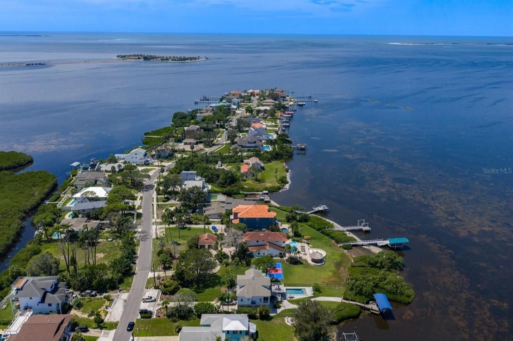 For Sale: $2,499,999 (4 beds, 3 baths, 4288 Square Feet)