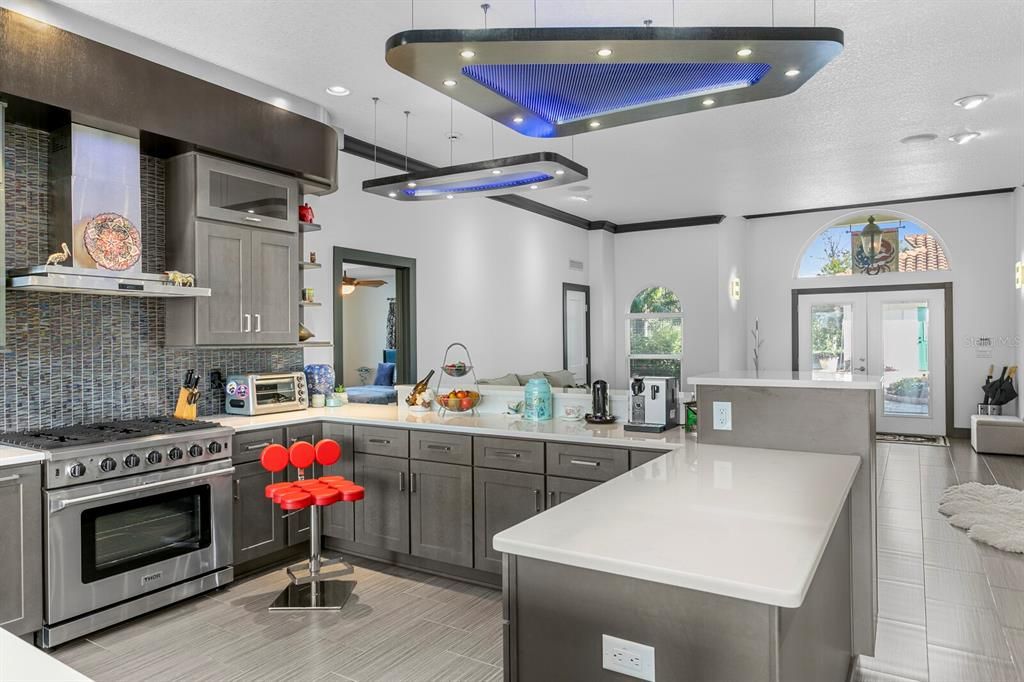 For Sale: $2,499,999 (4 beds, 3 baths, 4288 Square Feet)