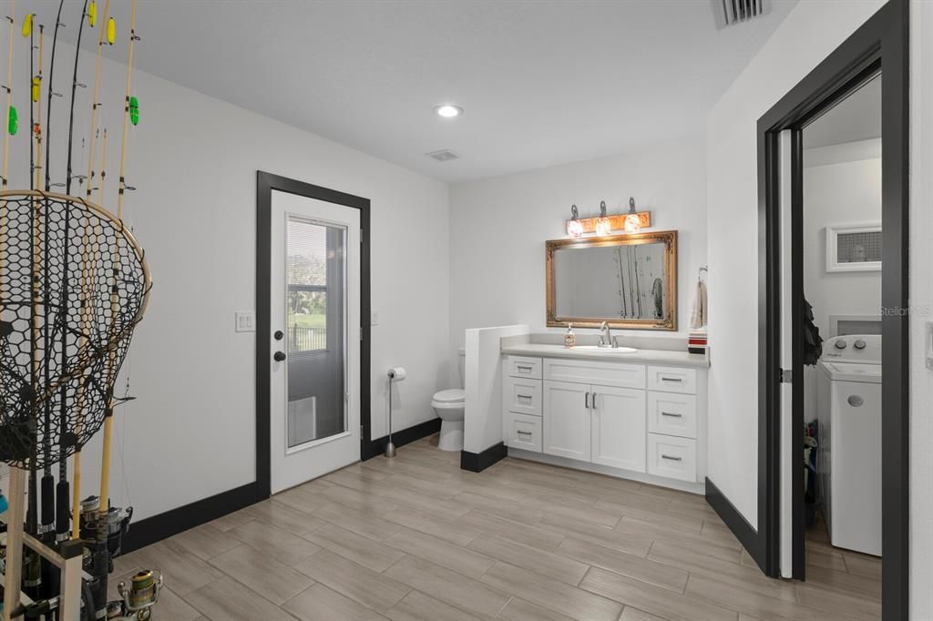 For Sale: $2,499,999 (4 beds, 3 baths, 4288 Square Feet)