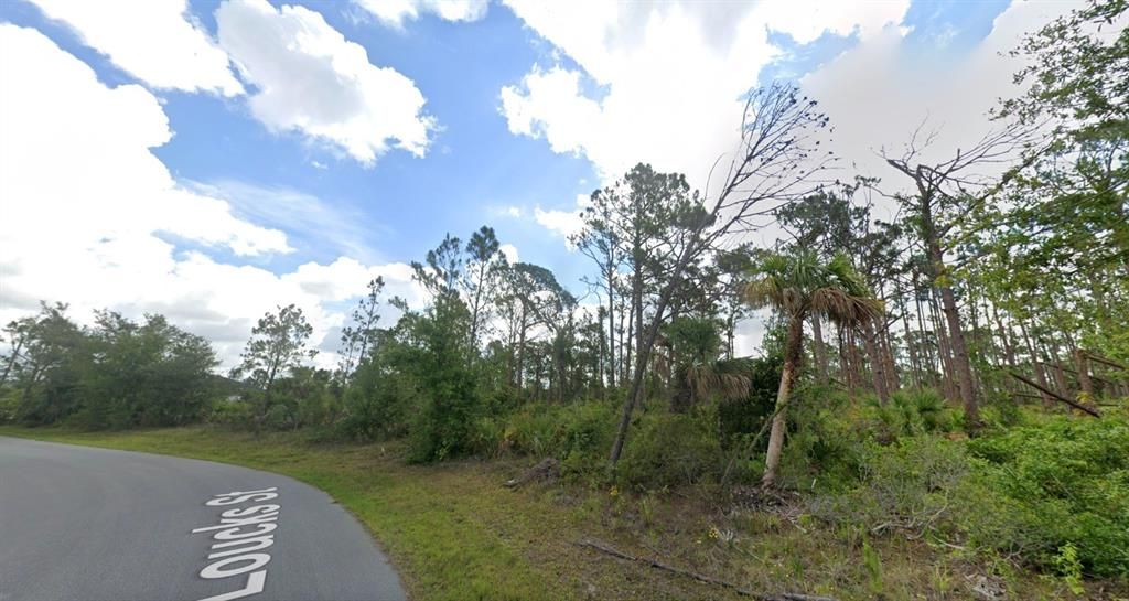 合同活跃: $22,000 (0.23 acres)