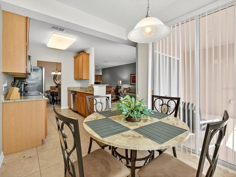 En Venta: $240,000 (2 camas, 2 baños, 1435 Pies cuadrados)