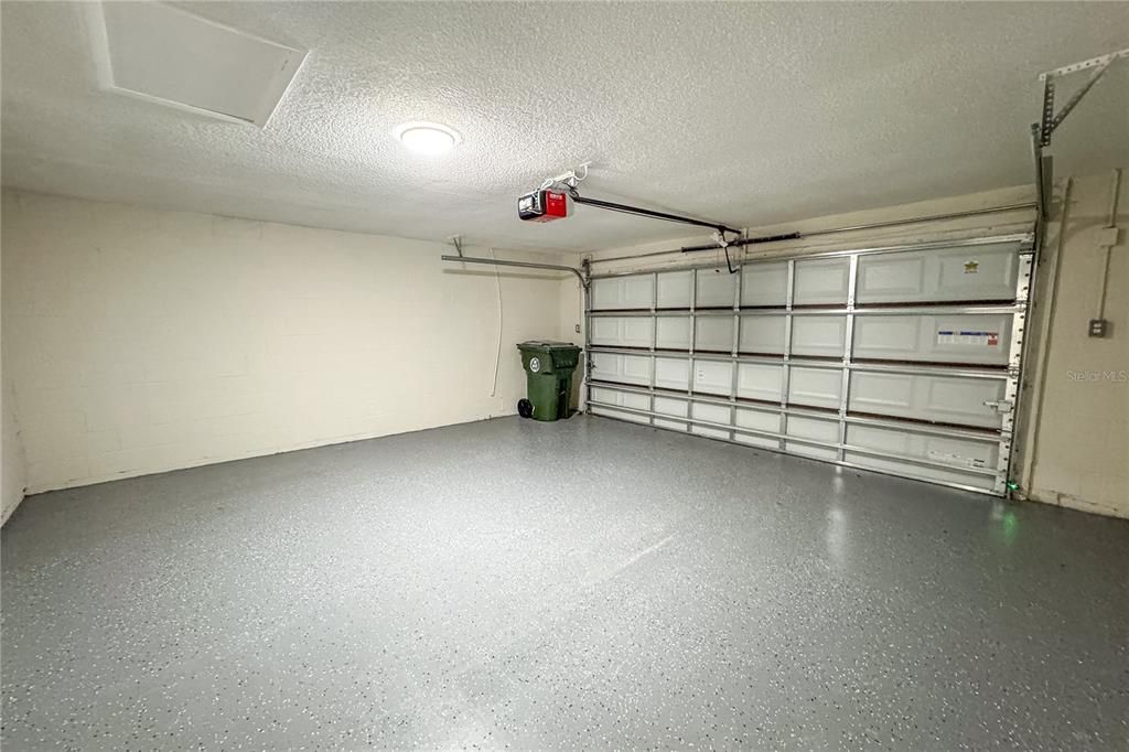 En Venta: $689,000 (4 camas, 2 baños, 2151 Pies cuadrados)