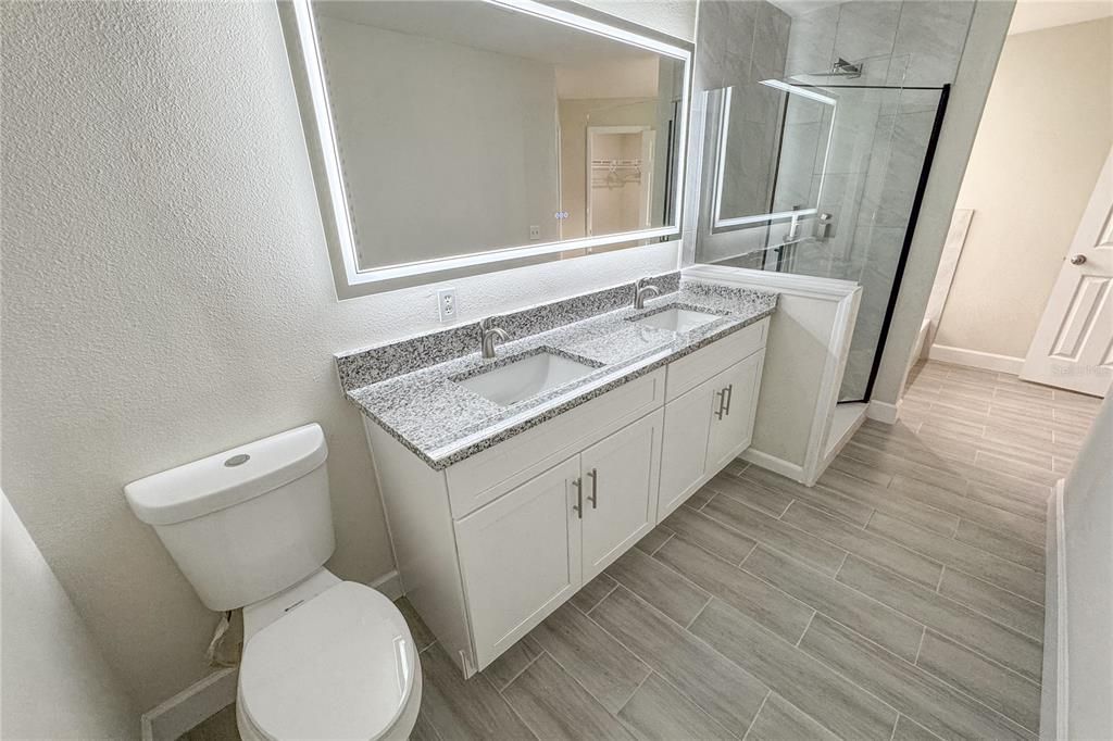 En Venta: $689,000 (4 camas, 2 baños, 2151 Pies cuadrados)