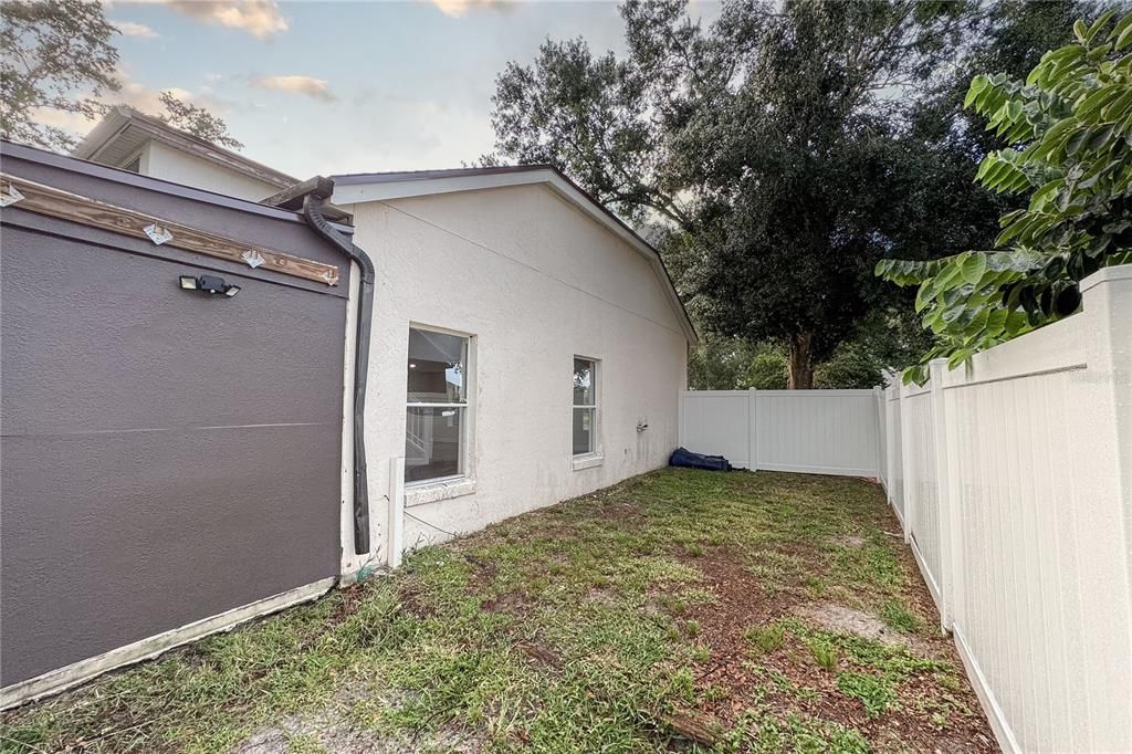 En Venta: $689,000 (4 camas, 2 baños, 2151 Pies cuadrados)