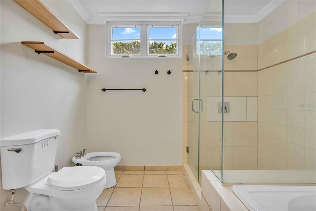 Active With Contract: $1,590,000 (4 beds, 3 baths, 4000 Square Feet)