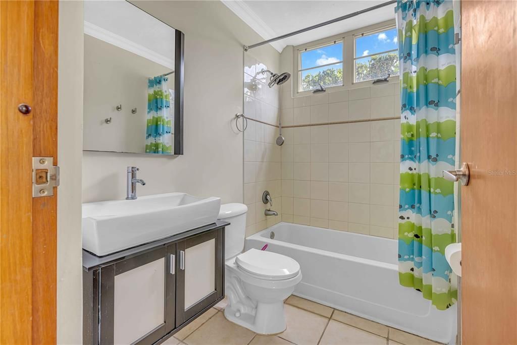 Active With Contract: $1,590,000 (4 beds, 3 baths, 4000 Square Feet)