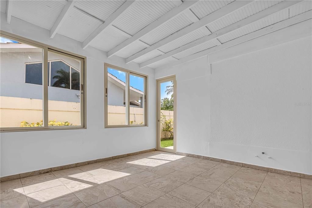 Active With Contract: $1,590,000 (4 beds, 3 baths, 4000 Square Feet)