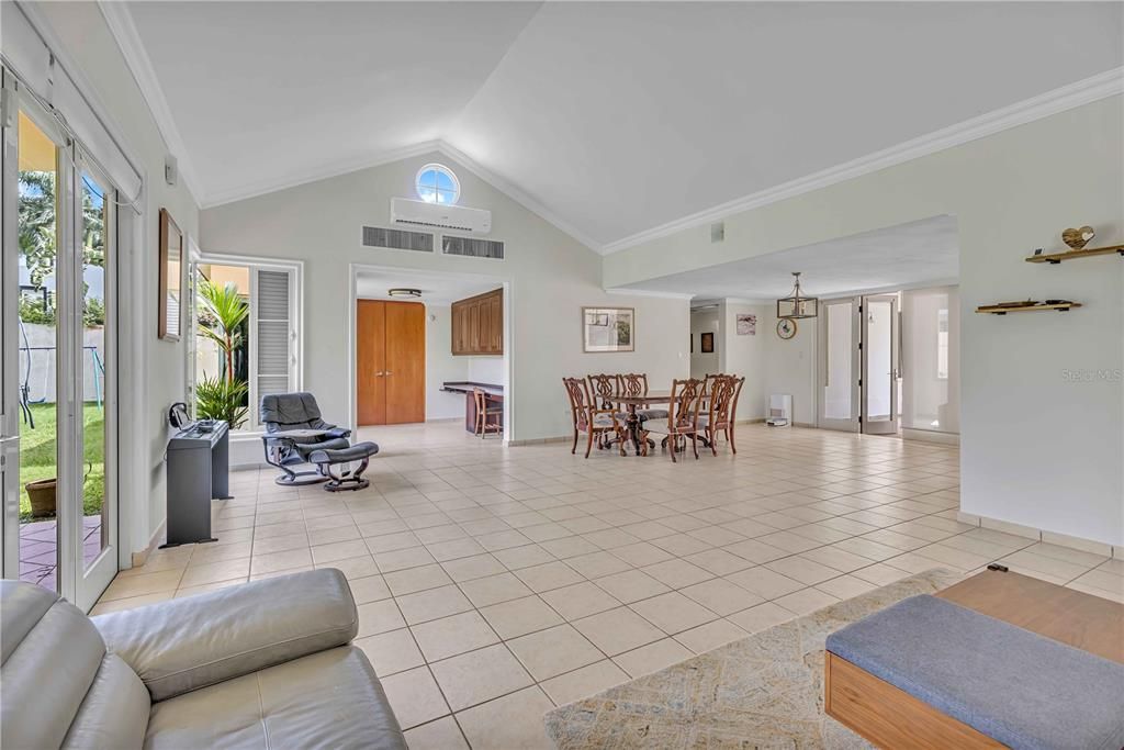 Active With Contract: $1,590,000 (4 beds, 3 baths, 4000 Square Feet)