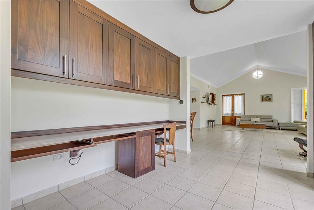 Active With Contract: $1,590,000 (4 beds, 3 baths, 4000 Square Feet)