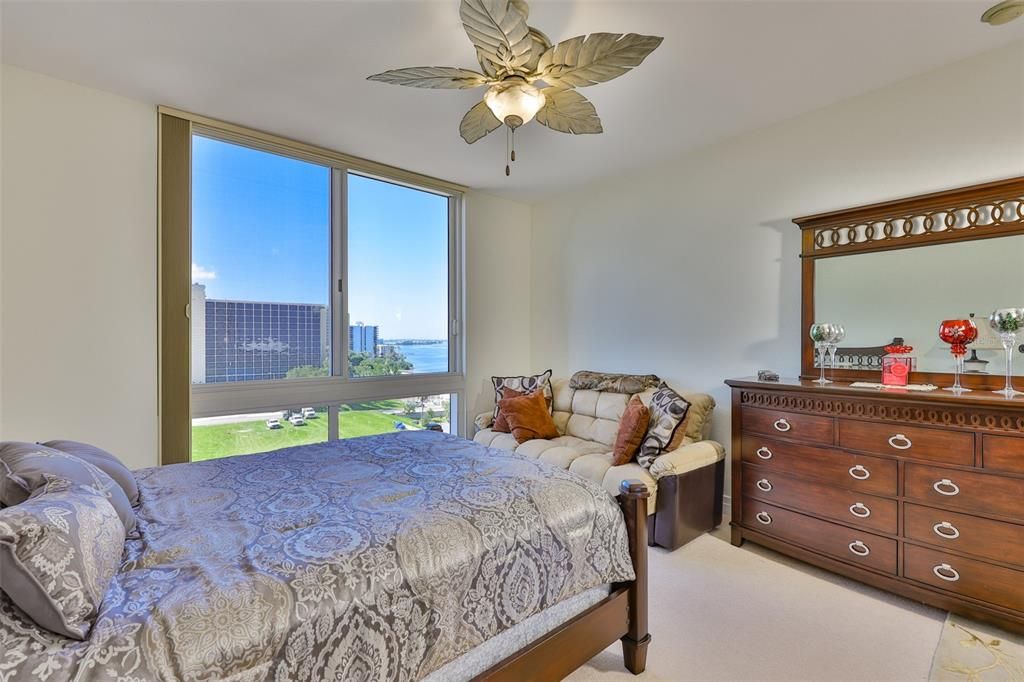 For Sale: $779,000 (2 beds, 2 baths, 1765 Square Feet)