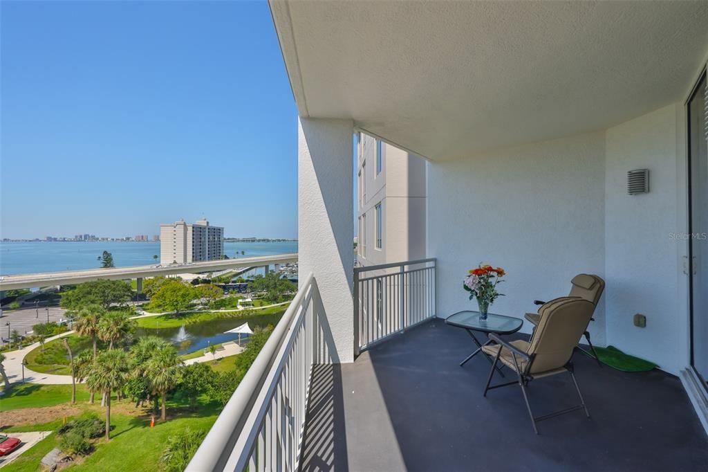 For Sale: $779,000 (2 beds, 2 baths, 1765 Square Feet)
