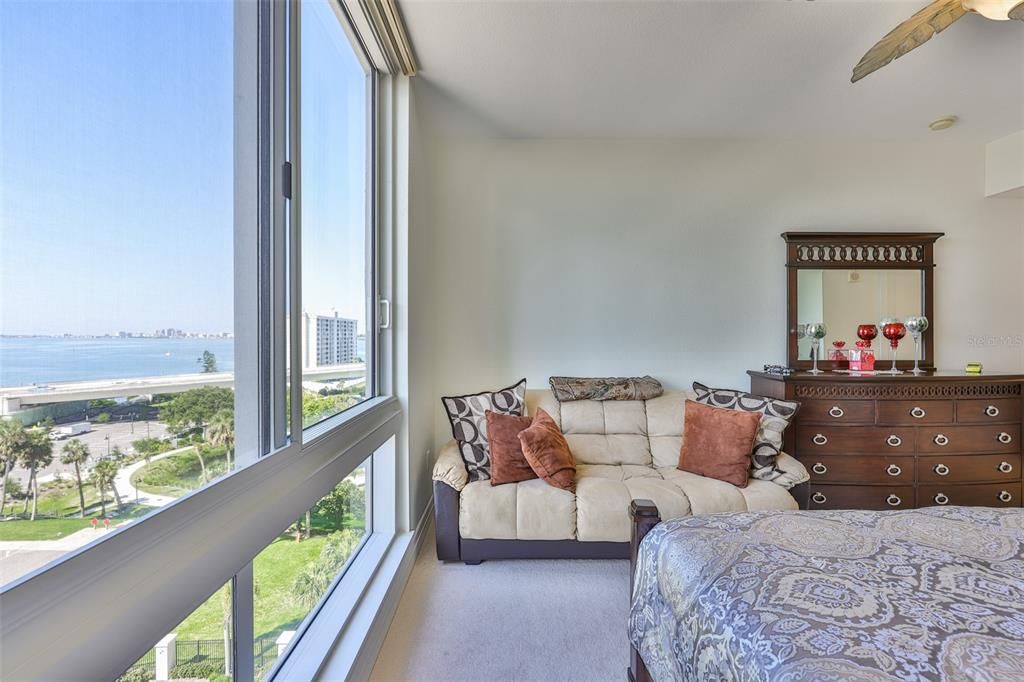 For Sale: $779,000 (2 beds, 2 baths, 1765 Square Feet)