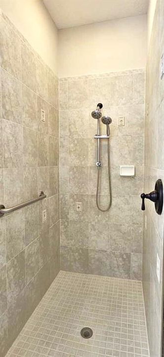 For Sale: $265,000 (2 beds, 2 baths, 1280 Square Feet)