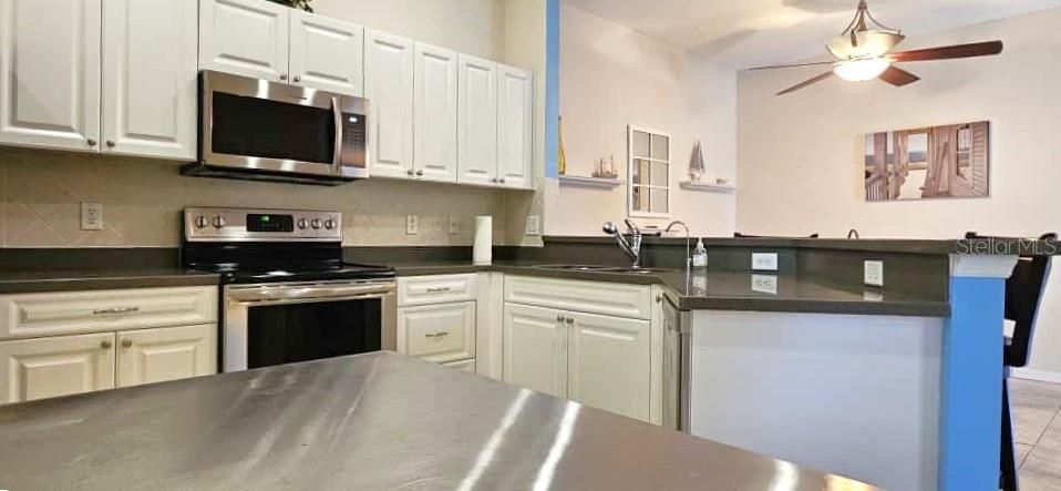 For Sale: $265,000 (2 beds, 2 baths, 1280 Square Feet)