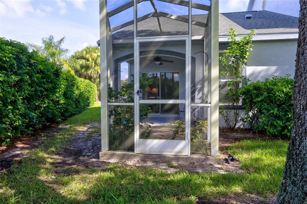 For Sale: $265,000 (2 beds, 2 baths, 1280 Square Feet)