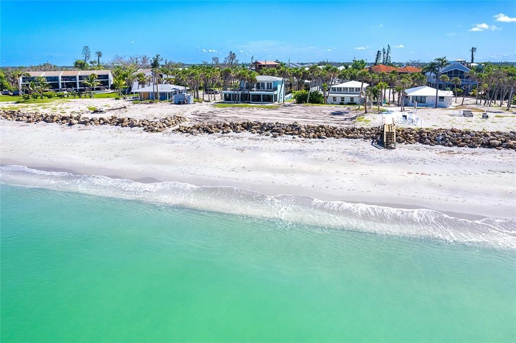 En Venta: $1,599,000 (0.34 acres)