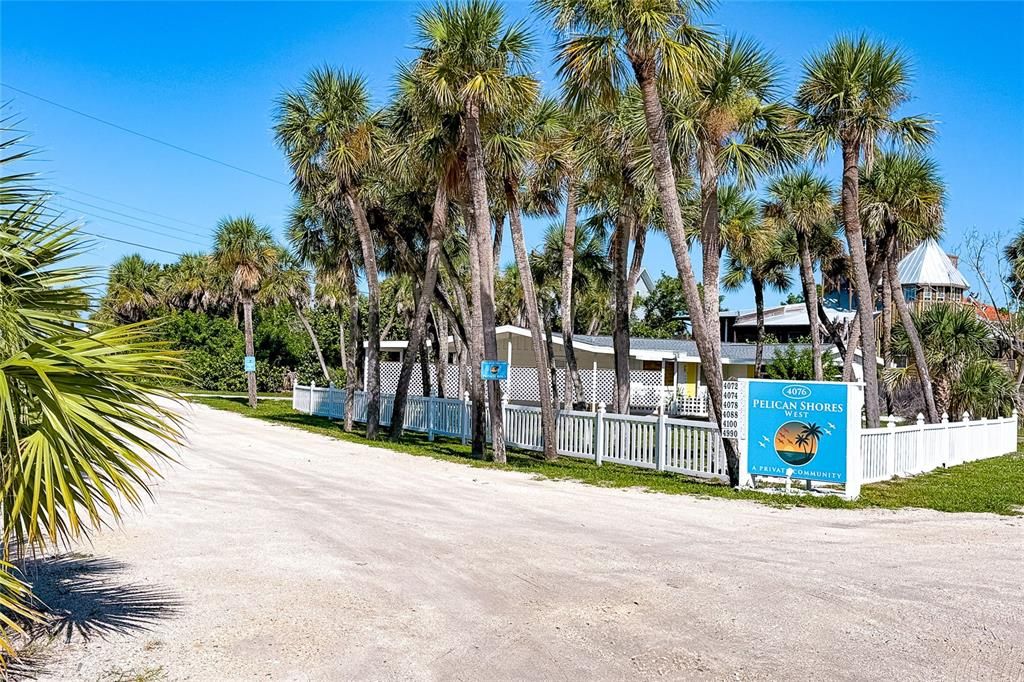 En Venta: $1,599,000 (0.34 acres)