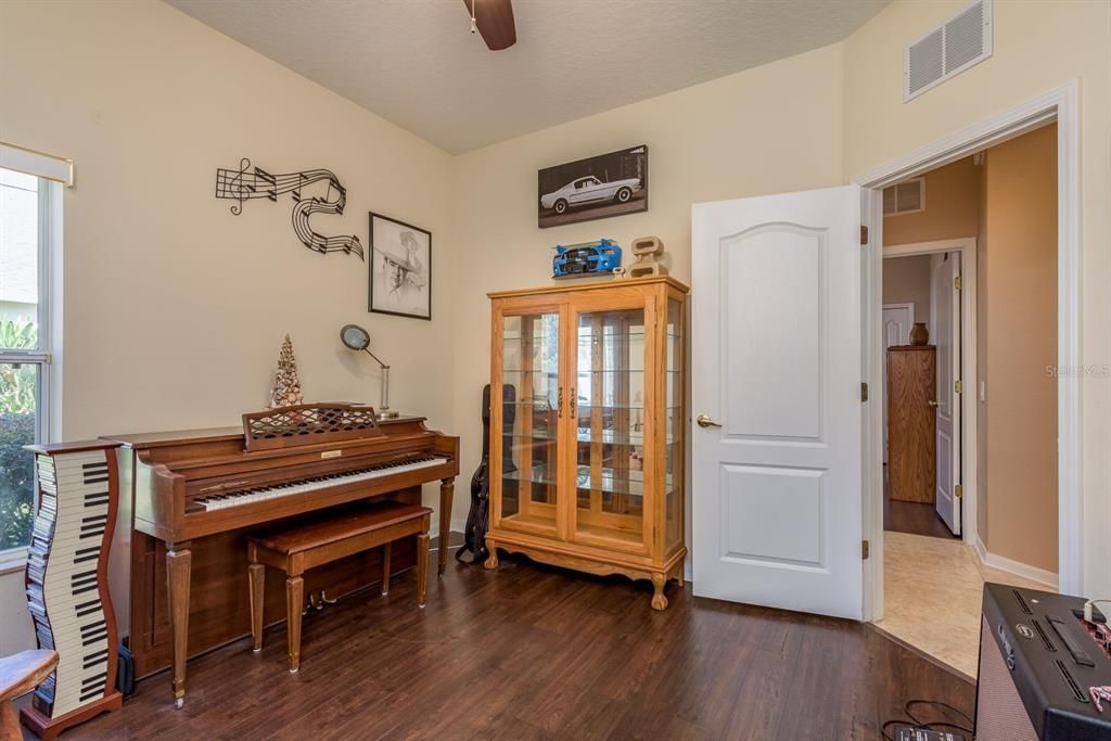 Active With Contract: $459,900 (4 beds, 3 baths, 2276 Square Feet)