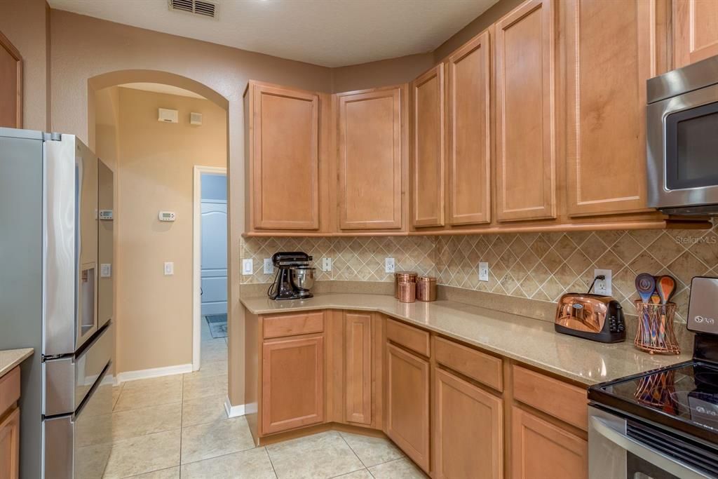 Active With Contract: $459,900 (4 beds, 3 baths, 2276 Square Feet)