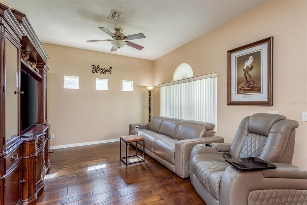 Active With Contract: $459,900 (4 beds, 3 baths, 2276 Square Feet)