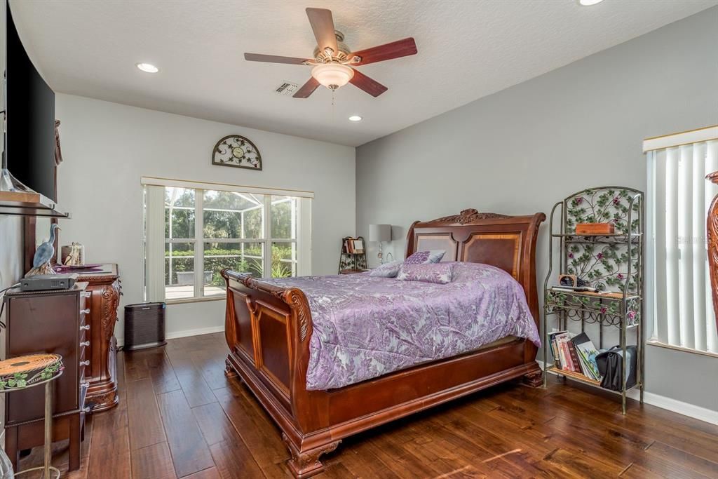 Active With Contract: $459,900 (4 beds, 3 baths, 2276 Square Feet)