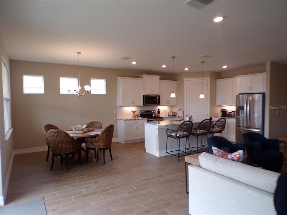 For Rent: $4,000 (3 beds, 2 baths, 2034 Square Feet)