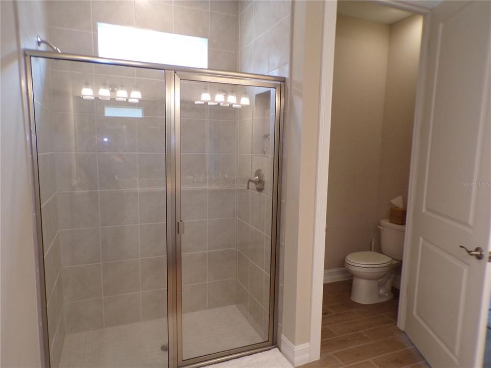 For Rent: $4,000 (3 beds, 2 baths, 2034 Square Feet)