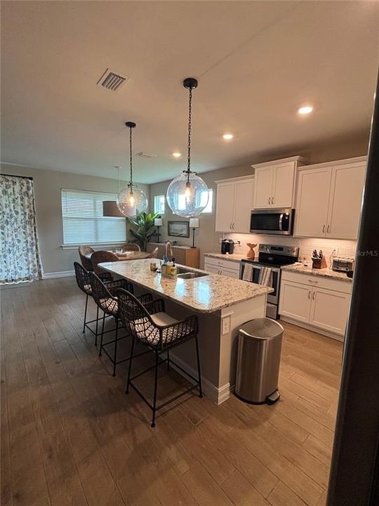 For Rent: $4,000 (3 beds, 2 baths, 2034 Square Feet)