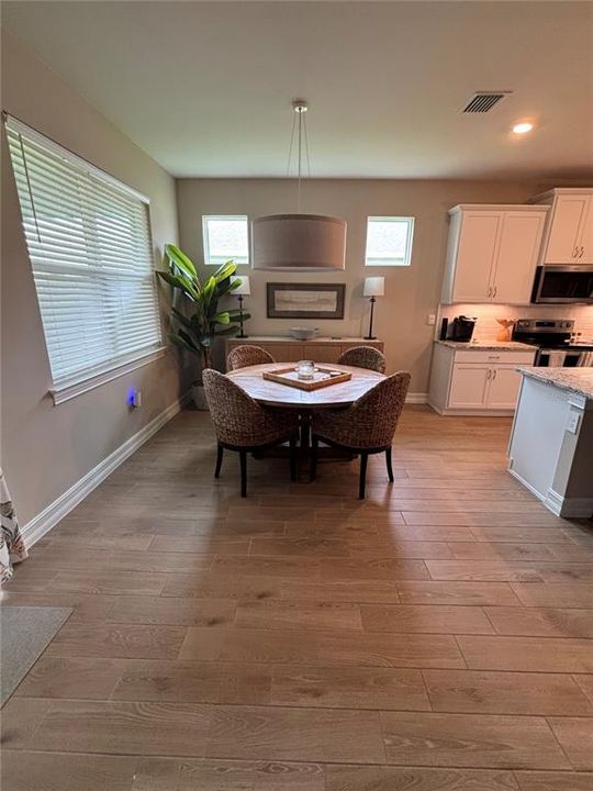 For Rent: $4,000 (3 beds, 2 baths, 2034 Square Feet)