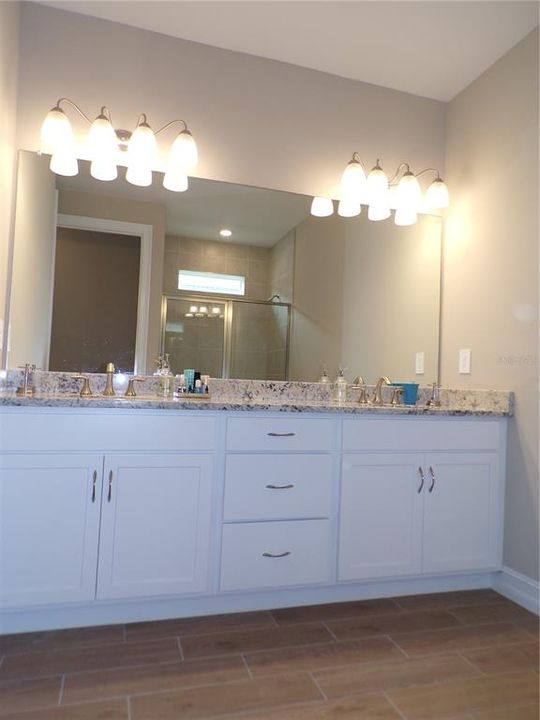 For Rent: $4,000 (3 beds, 2 baths, 2034 Square Feet)