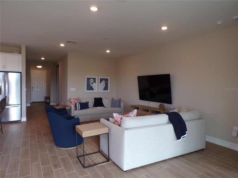 For Rent: $4,000 (3 beds, 2 baths, 2034 Square Feet)