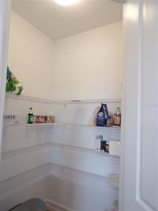 For Rent: $4,000 (3 beds, 2 baths, 2034 Square Feet)