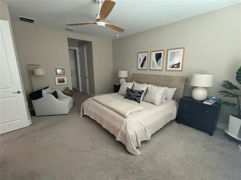 For Rent: $4,000 (3 beds, 2 baths, 2034 Square Feet)