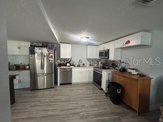 En Venta: $240,000 (3 camas, 2 baños, 1143 Pies cuadrados)