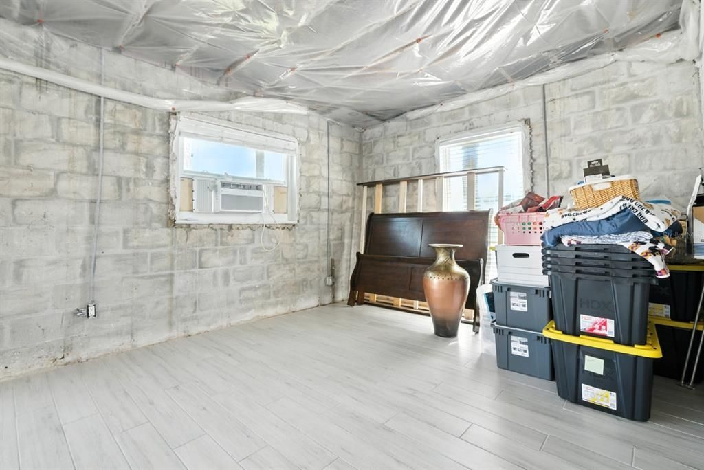 Active With Contract: $1,400,000 (2 beds, 2 baths, 1831 Square Feet)