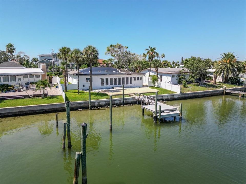 Active With Contract: $1,400,000 (2 beds, 2 baths, 1831 Square Feet)