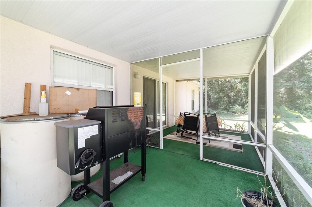 合同活跃: $239,900 (3 贝兹, 2 浴室, 1692 平方英尺)