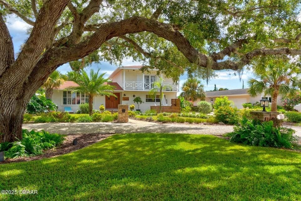 Vendido Recientemente: $625,000 (3 camas, 2 baños, 2480 Pies cuadrados)