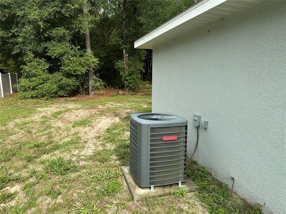 出租: $1,499 (3 贝兹, 2 浴室, 1100 平方英尺)