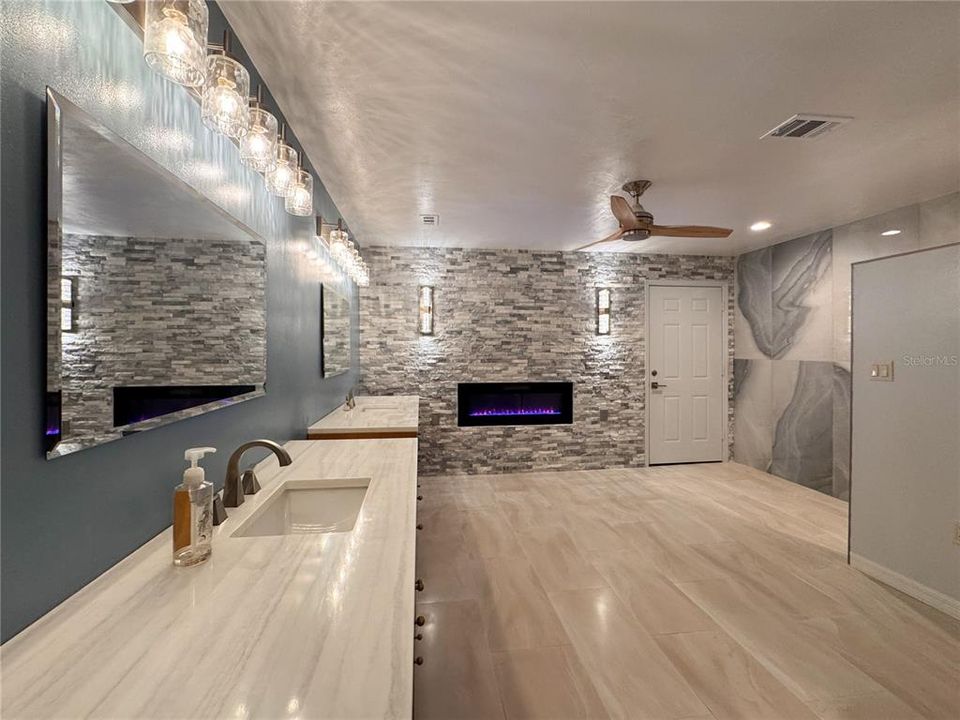 For Sale: $2,225,000 (3 beds, 2 baths, 3562 Square Feet)