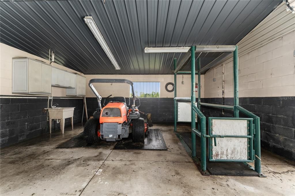 For Sale: $2,225,000 (3 beds, 2 baths, 3562 Square Feet)