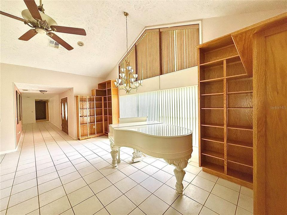 For Sale: $2,225,000 (3 beds, 2 baths, 3562 Square Feet)