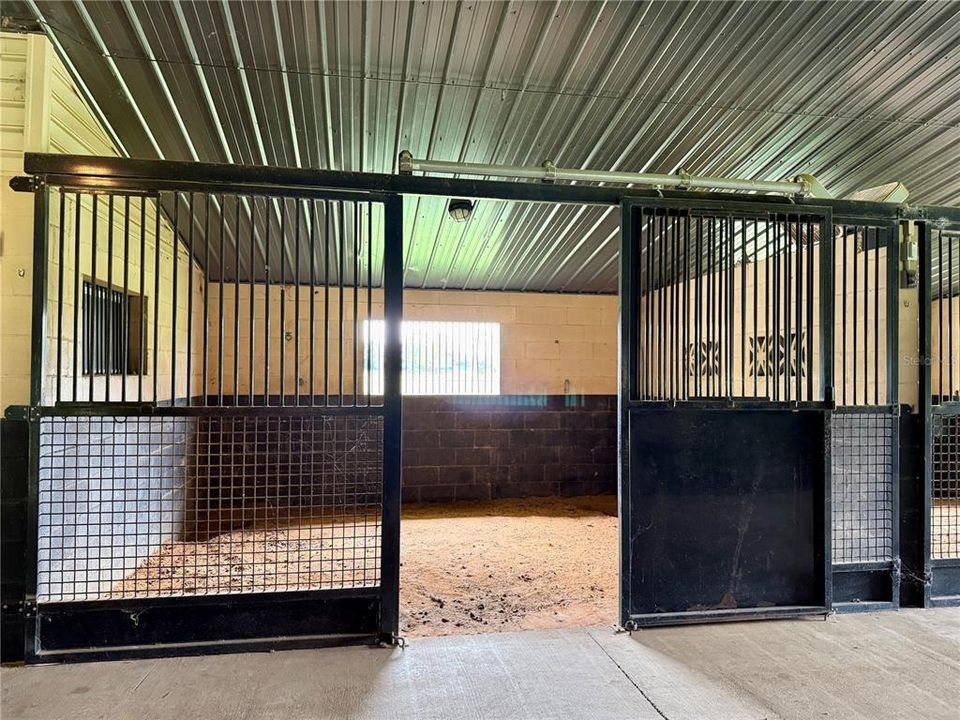 For Sale: $2,225,000 (3 beds, 2 baths, 3562 Square Feet)