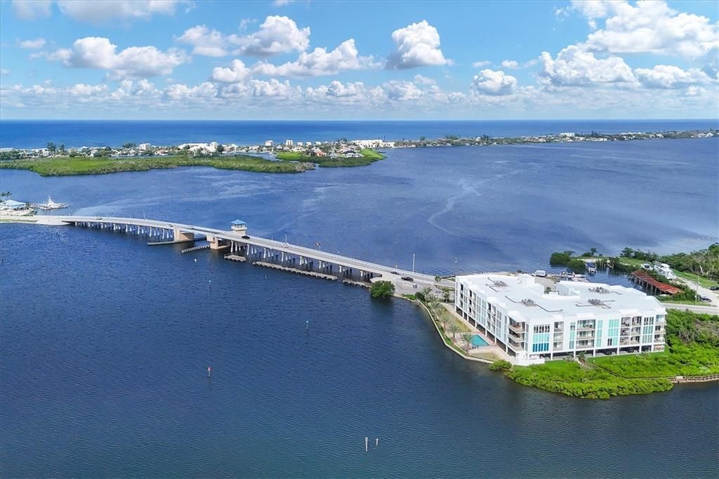 For Rent: $4,950 (3 beds, 2 baths, 1686 Square Feet)