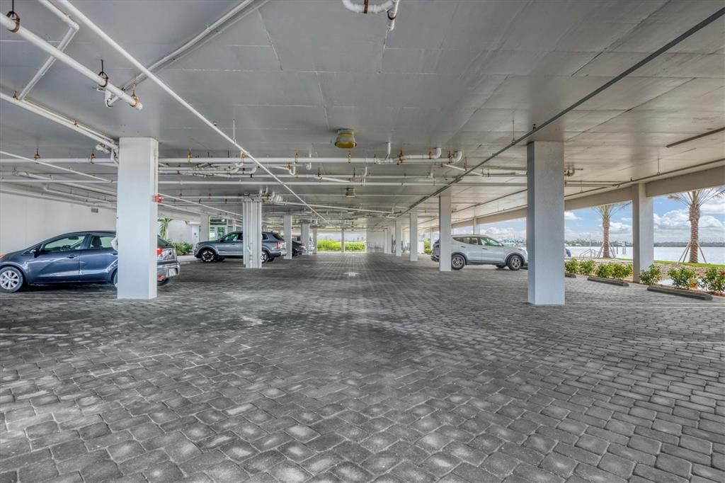 For Rent: $4,950 (3 beds, 2 baths, 1686 Square Feet)